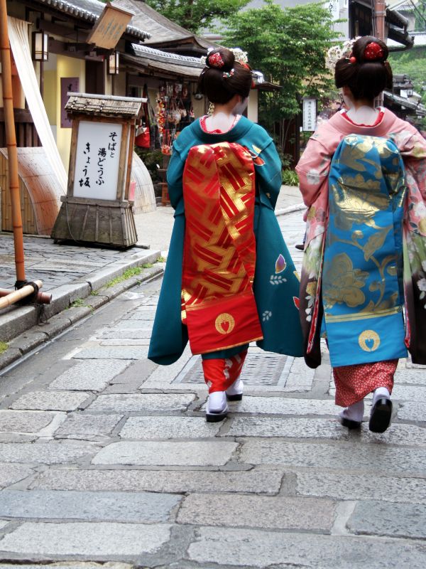 furisode cho các cô gái trẻ furisode cho các cô gái trẻ